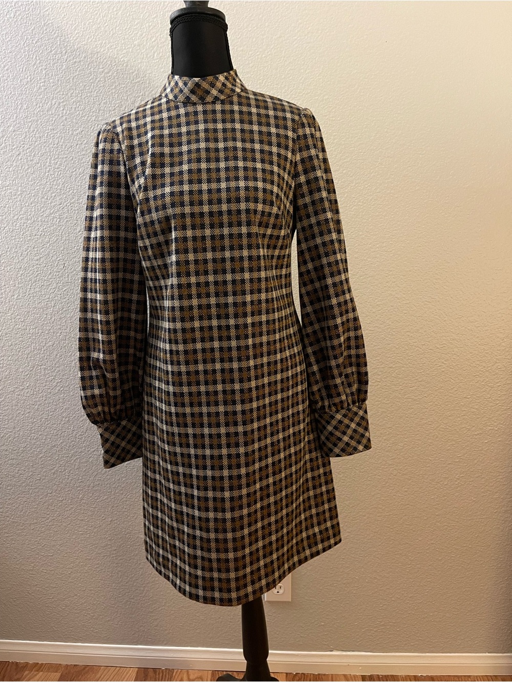 Calvin Klein Black & Cream Plaid Mock-Neck Long-Sleeve Dress
